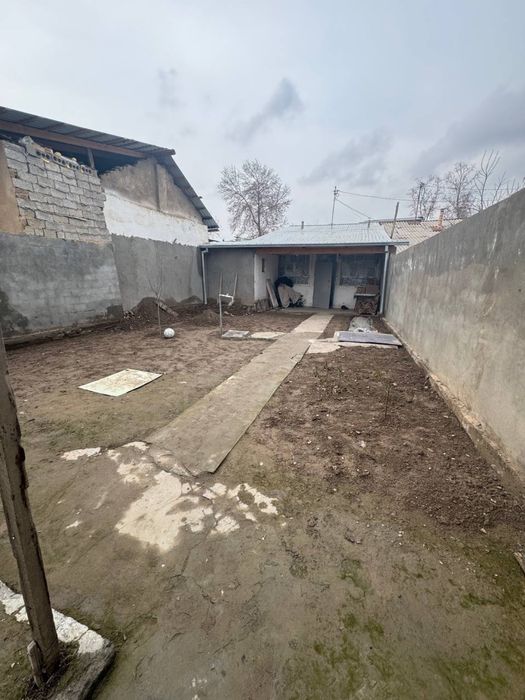 Дом 2 сотки 2 комнаты с вьездом для авто метро Чкалова