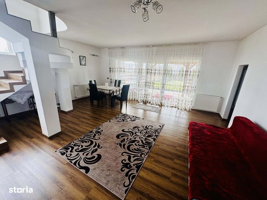 Casa individuala  P+M din 2012 de vanzare in Jibou zona linistita