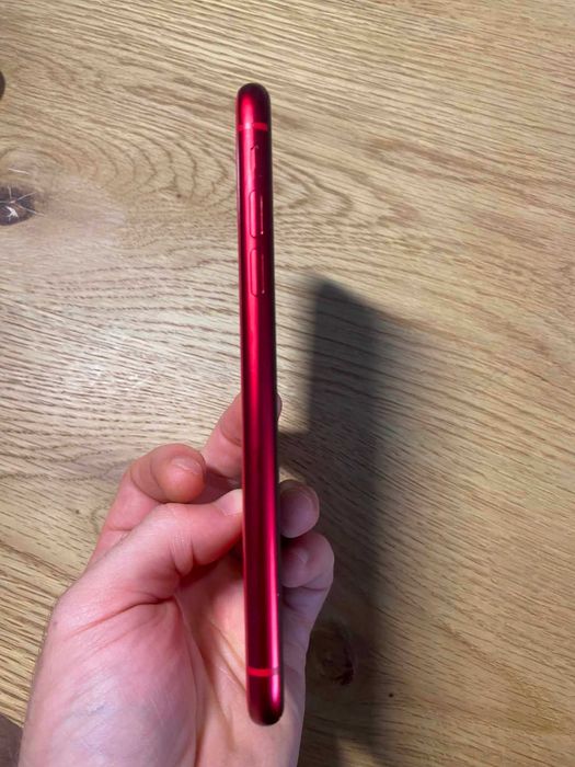 Iphone 11 Red 64 GB