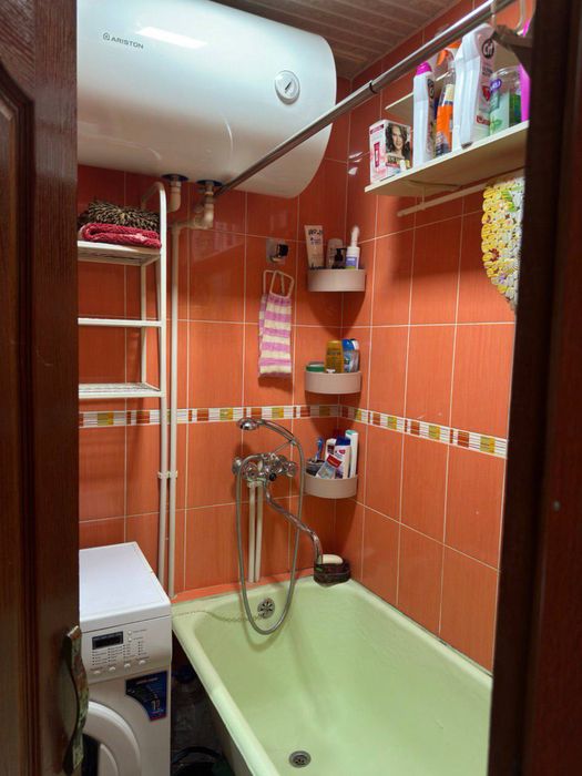 Срочно 2х 10микрарайоне сдаётся вдоль дороги