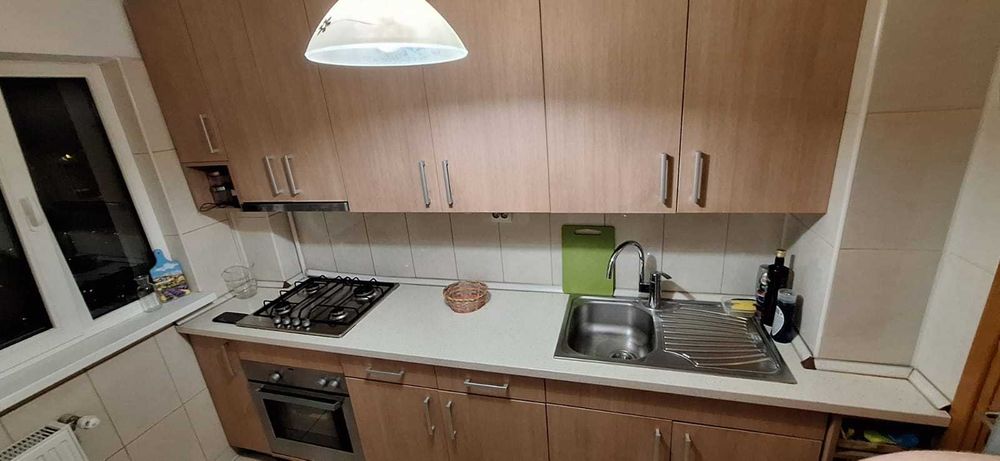 Apartament 3 camere de inchiriat Colentina-Fundeni, statie RATB