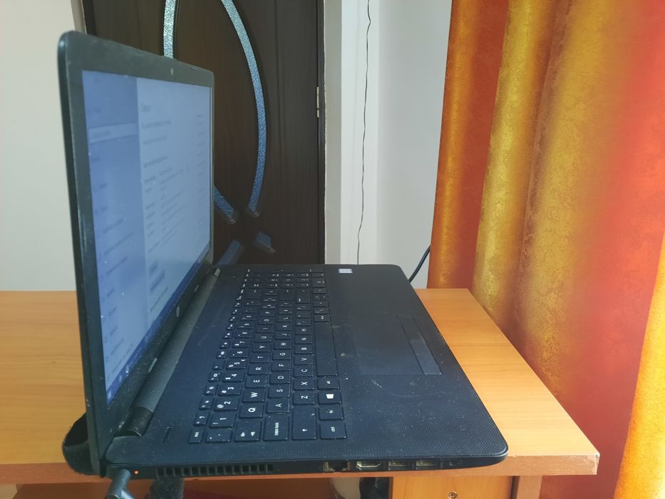 laptop HP versiune 21H2