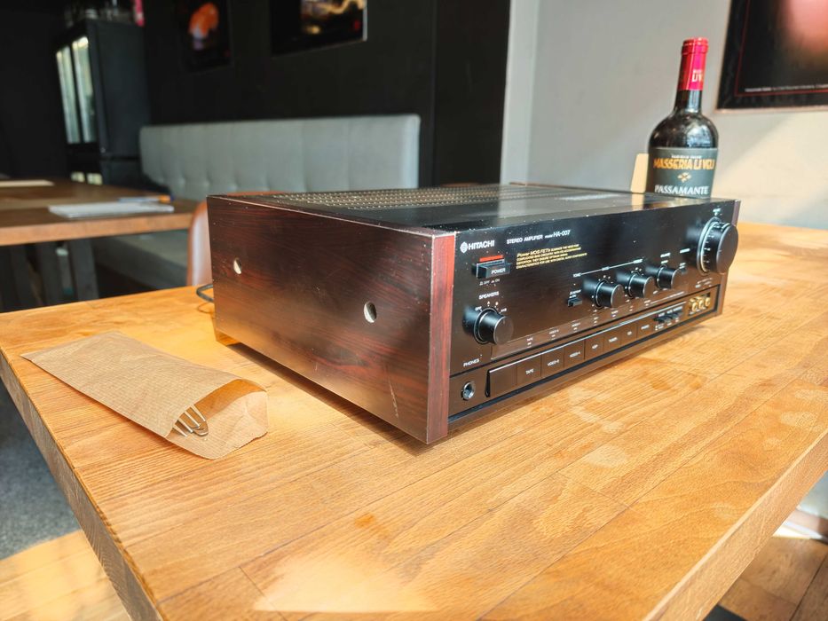 Hitachi HA -007 с легендарните MOS FET транзистори