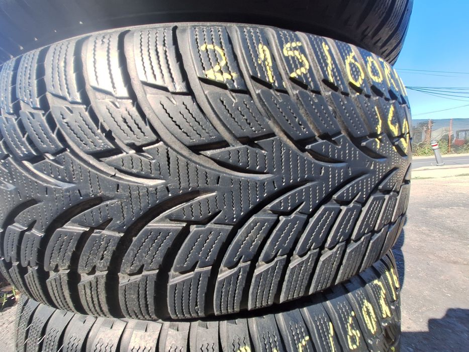 4 anvelope iarna 215/60r16 Nokian Montaj Gratuit