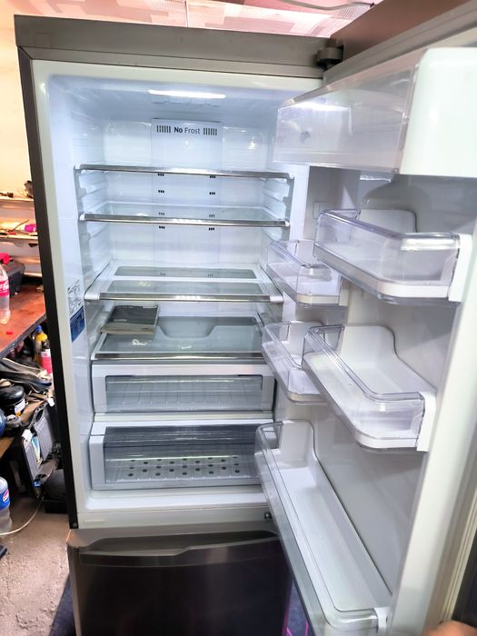Продам холодильник.
