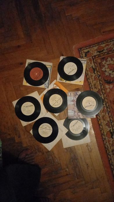 Виниловые минипластинки