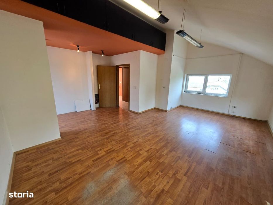 Cladire moderna 14 camere, 4baii, 10 locuri de parcare, Mehala