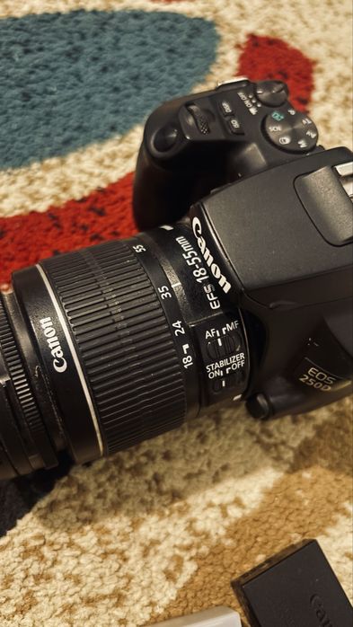 Canon 250D + 2 baterii originale!