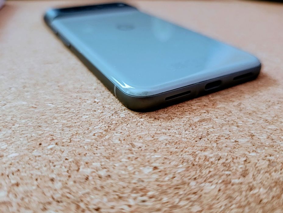 Продавам Google Pixel 8 128GB