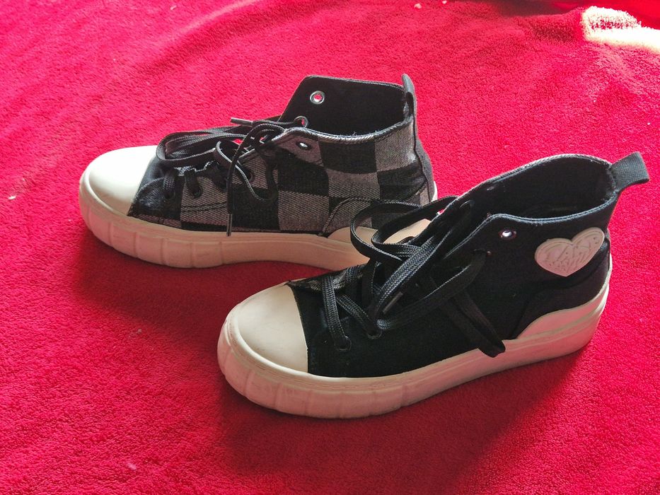 Adidași  / bascheți nr 36