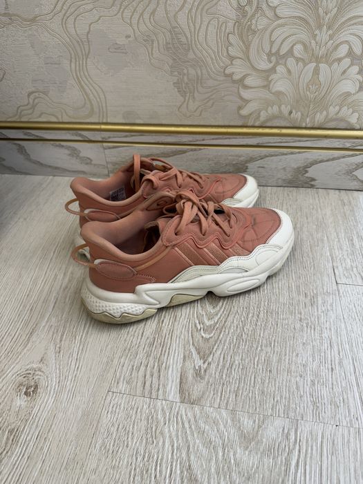 Кроссовки adidas Ozweego (Оригинал), размер 40