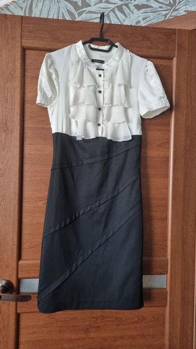 Продам женское платье