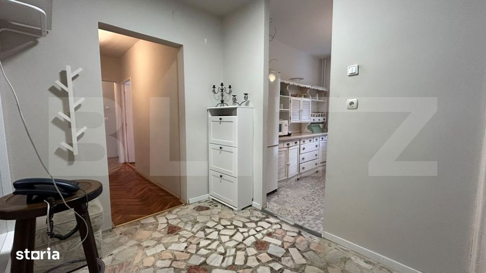 Apartament cu 3 camere, 65 mp, pe Bulevardul Decebal
