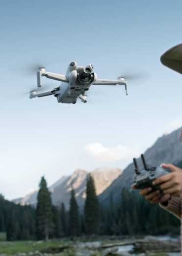 DJI mini mavic 4 pro combo