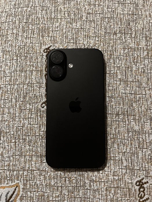 Iphone 16 на 256 Gb