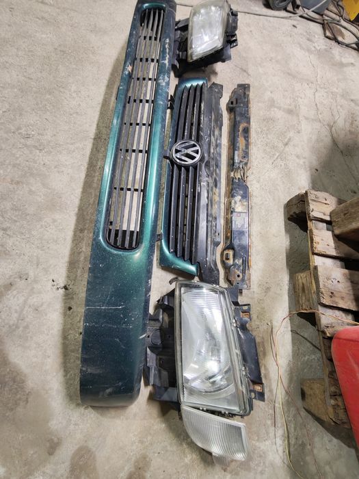 Косая морда Фольксваген Т4.