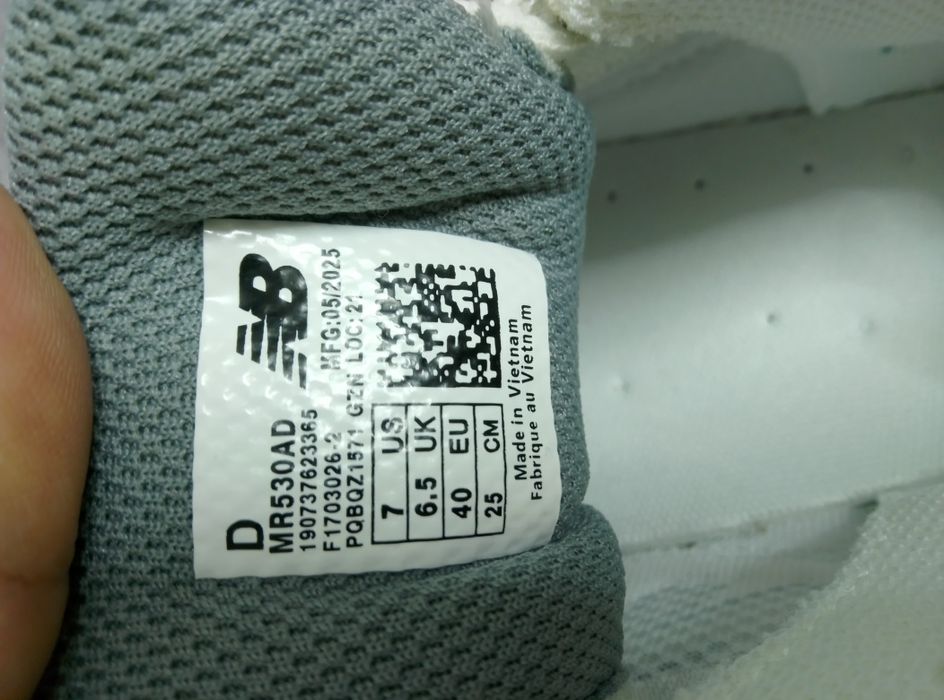 Крассовки New balance 530