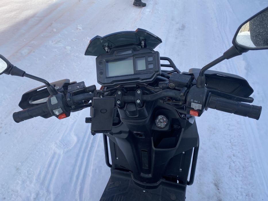 Продам скуткр танк 200