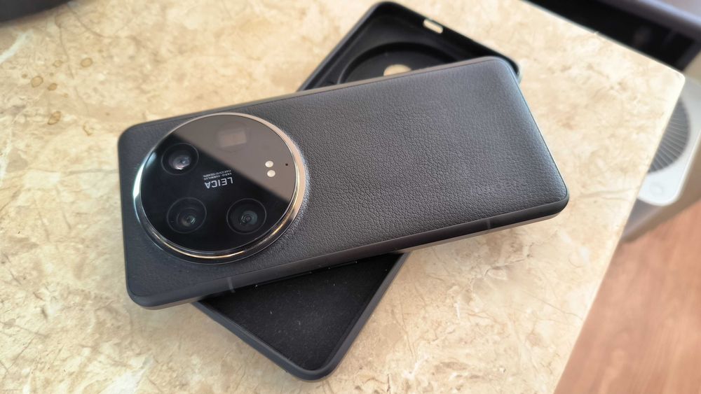 Xiaomi 14 Ultra 1TB 16GB RAM GLOBAL ROM + Photography Kit + OTA UPDATE