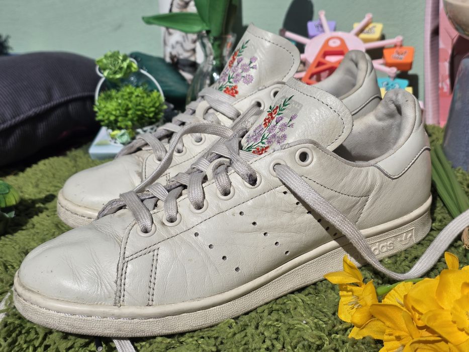 Adidas бели кецове от кожа N39