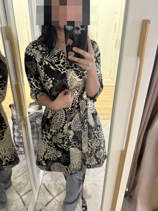 Верхняя одежда ,плащ