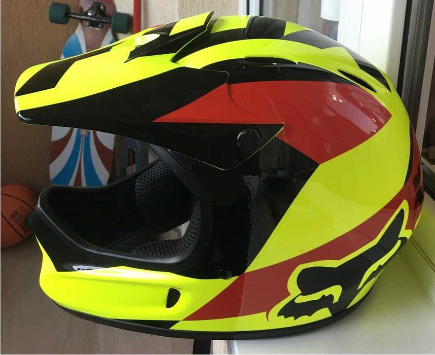 Продавам Full Face каска за спускане FOX Rampage L(59-60)