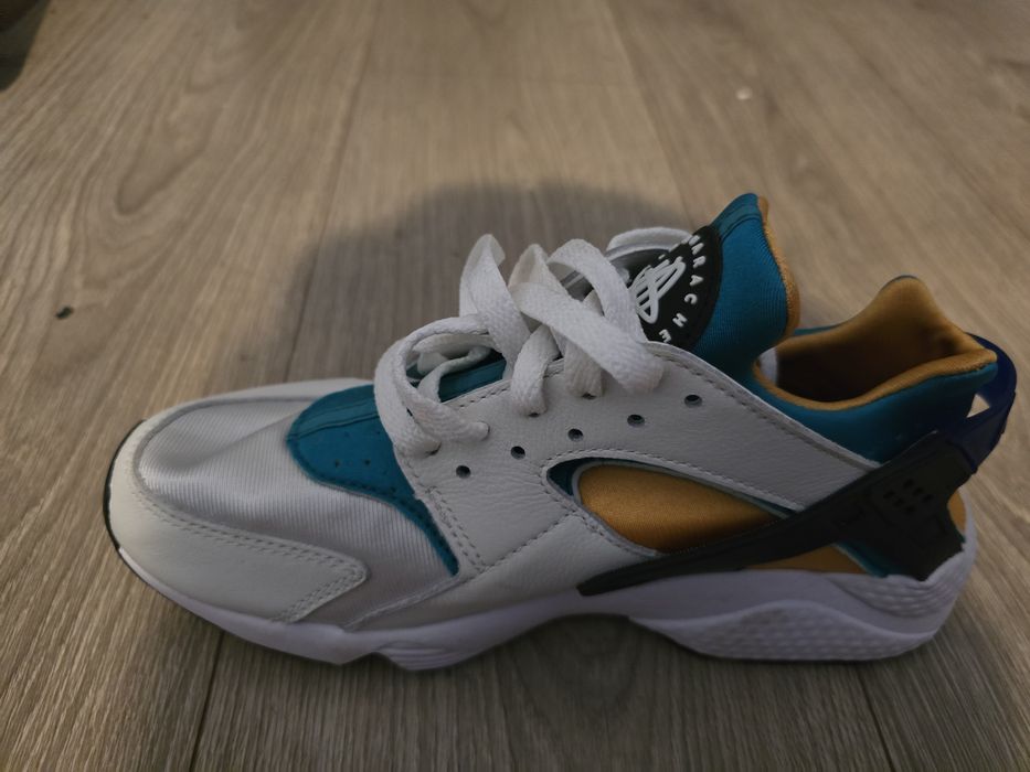 Nike Huarache (nu amiri, nu versace, nu adidas, nu  tommy, nu ralph)