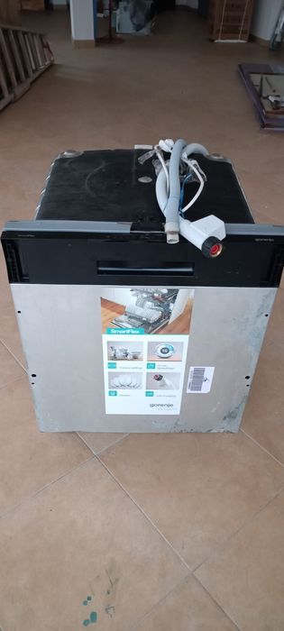Съдомиялна за вграждане Gorenje