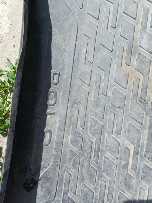 Продам Полик на POLO Volkswagen