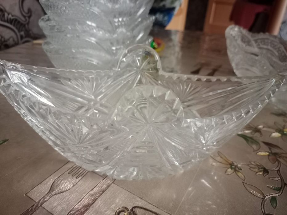 Продаю посуду хрусталь