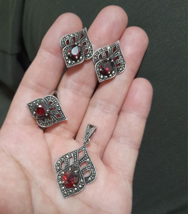 Серебряный набор