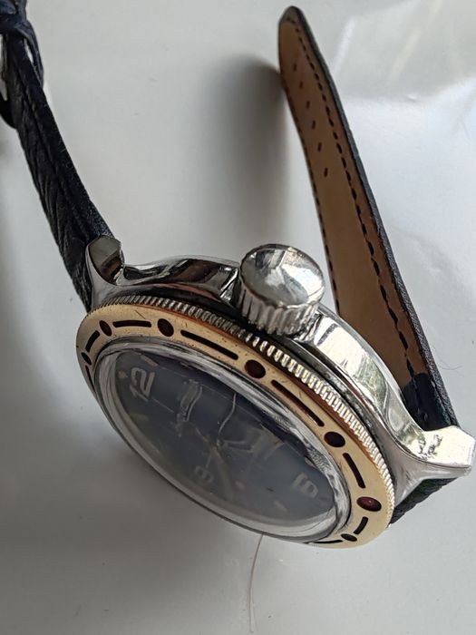 Ceas Vostok Komandirsky Amphibia Automatic 200 m Diver