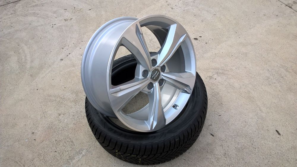 O janta 19 toli originala audi Q5 cu 8 j x 19 et 39 cod 80A601025E