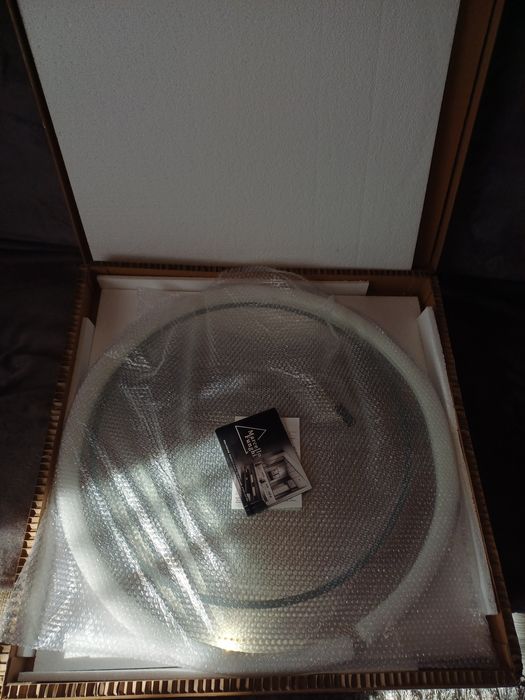 Oglinda led cu dezaburire