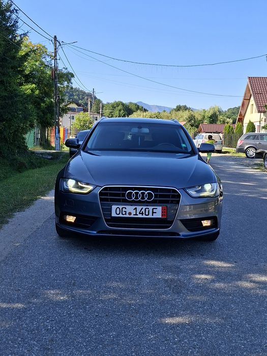 AUDI A4 B8.5 * Facelift * 2013* Business Edition *Led* Tempomat * Navigatie Mare MMI* PDC* BI-XENON * Manual 6 Trepte * Import Germania Recent *