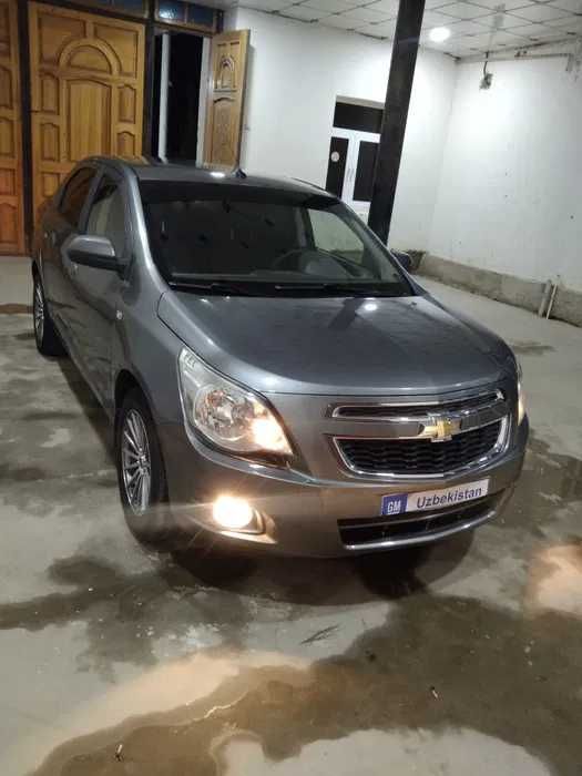 Chevrolet Cobalt Автомат сотилади холати идеал 2024 Навароти бор