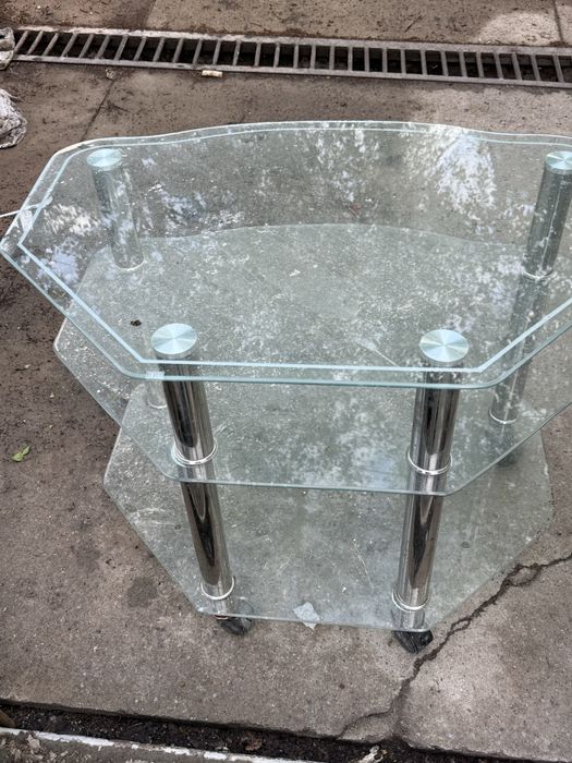 Продам Столик для дома