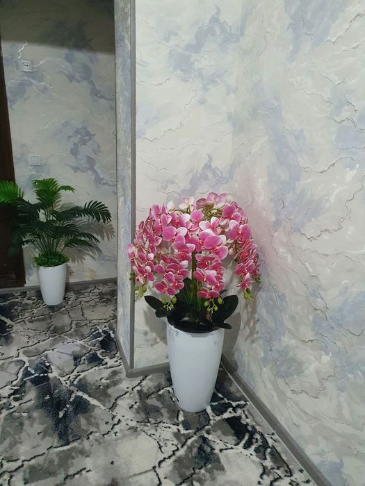 Suniy gullar optom narxda