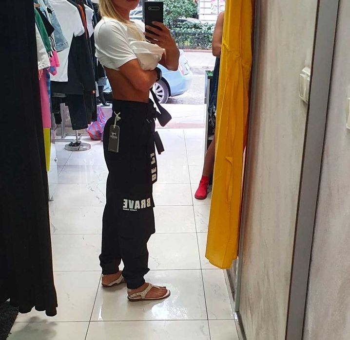 Черен cargo панталон с ниско дъно и широки крачоли  –Pause Jeans - размер XS – 30 €