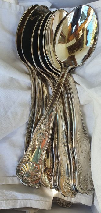 Посребрени прибори Arg 800 48 части