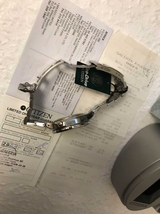 Citizen  eco-drive Promaster AV0030-60E Sapphire Citizen 2100 E210