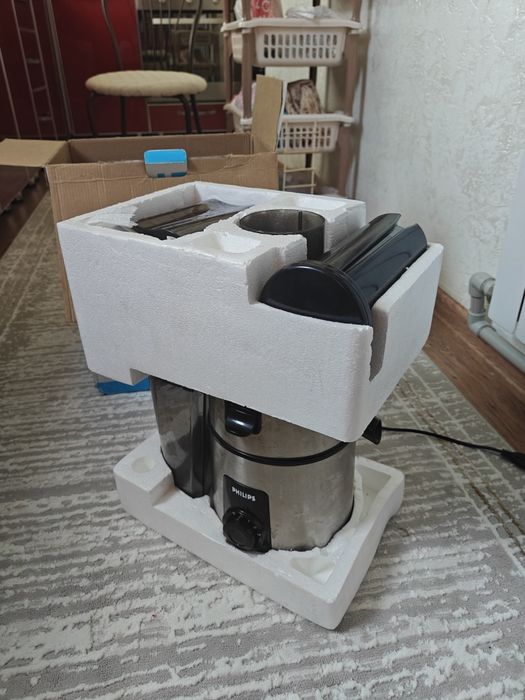 Соковыжималка Philips
