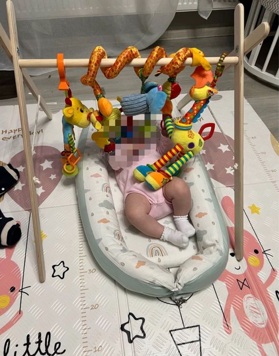 Стойка для подвесных игрушек и мобилей