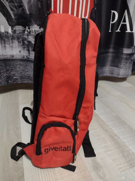 Ghiozdan scoala, un compartimente mare, 2 buzunare laterale cu fermoar