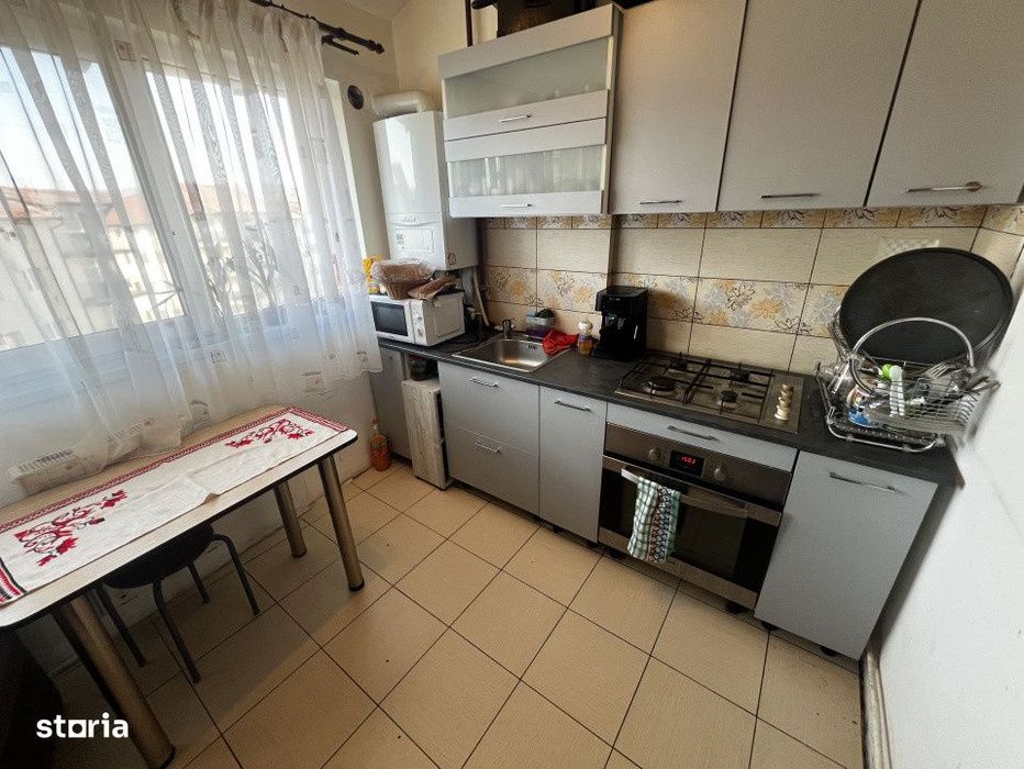 Apartament 2 camere, mobilat, utilat, zona strazii Florilor, Floresti