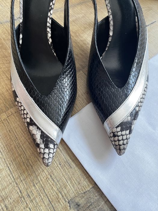 Pantofi eleganti noi