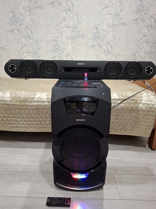 Музыкальная колонка Sony
