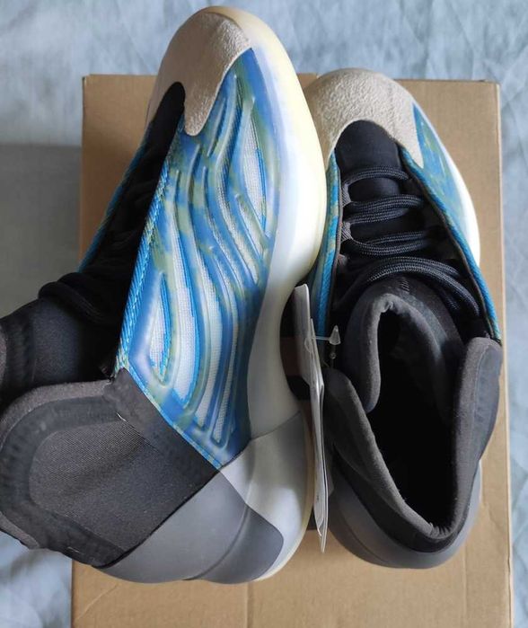 Sneakers Yeezy QNTM High 36, 37EU