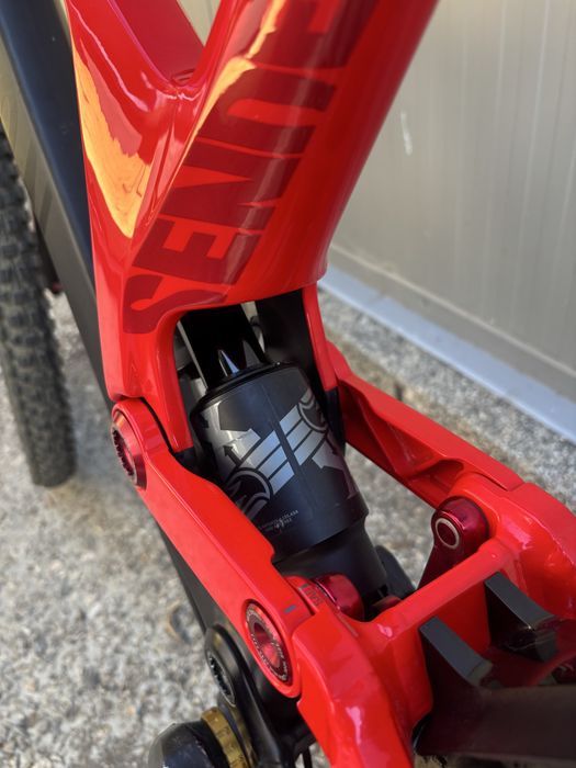 Колело Canyon Sender CF 8.0 DH