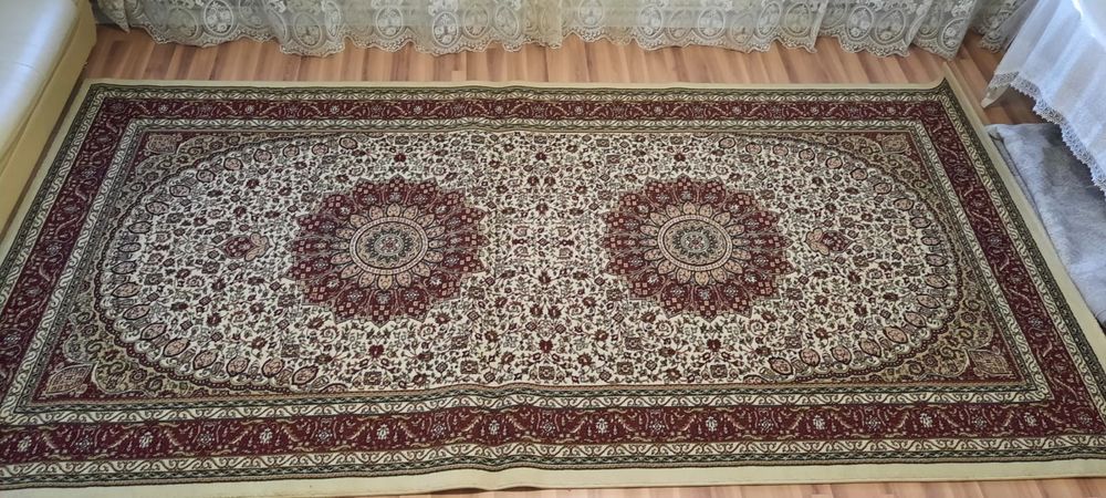 Ковер большой